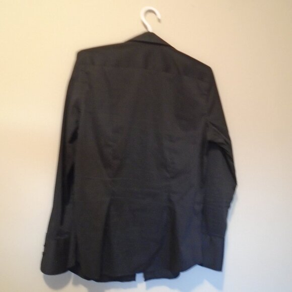 HOLT RENFREW WOMANS LONG SLEEVED TOP SIZE 10 - Picture 2 of 3